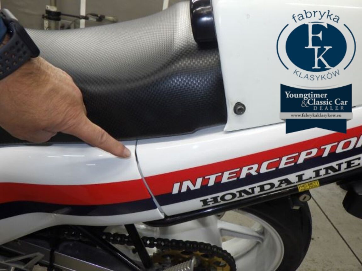HONDA VFR750F 2011 - zdjęcie 20