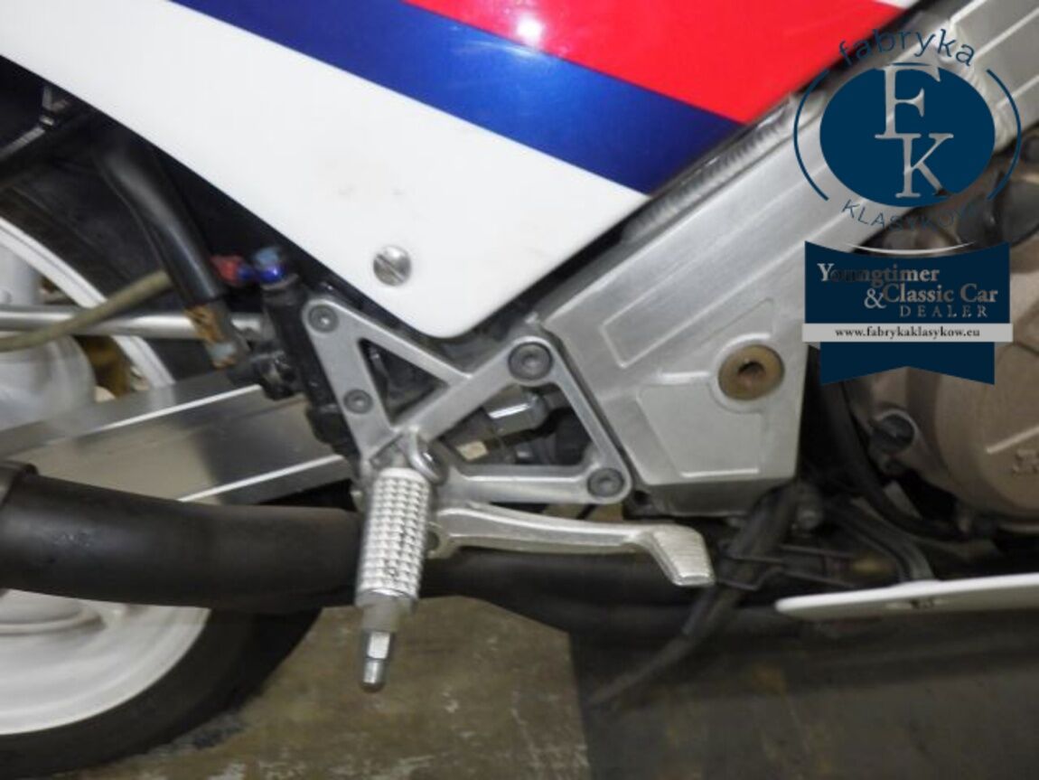 HONDA VFR750F 2011 - zdjęcie 30