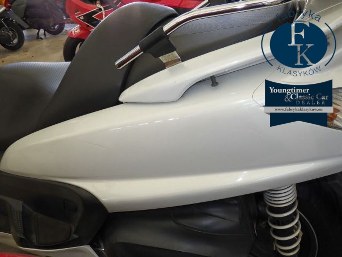 YAMAHA MAJESTY 400 2007 - zdjęcie 13