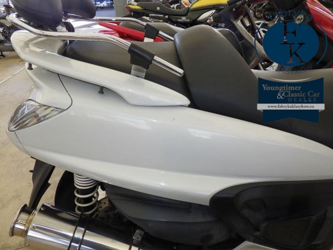 YAMAHA MAJESTY 400 2007 - zdjęcie 14