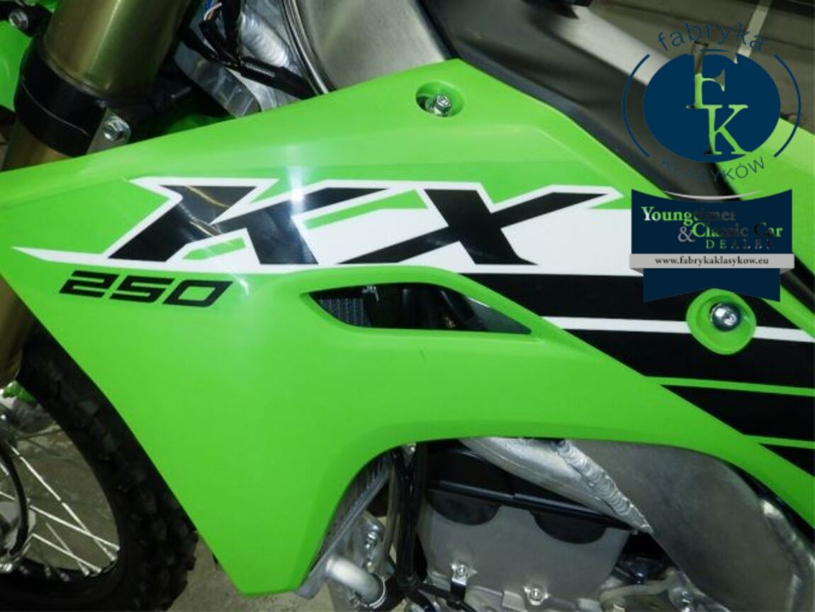 KAWASAKI KX250 - zdjęcie 19