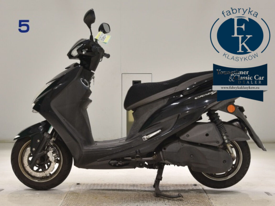 YAMAHA CYGNUS 125XSR-3  - zdjęcie 3