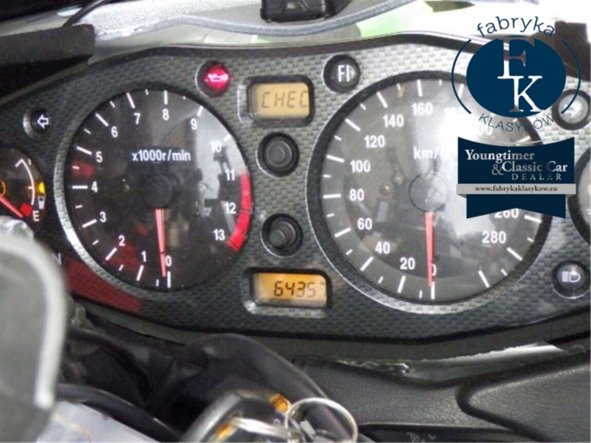 SUZUKI GSX1300R HAYABUSA 2002 - zdjęcie 8