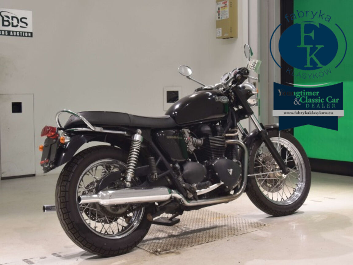 TRIUMPH BONNEVILLE 2004 - zdjęcie 6