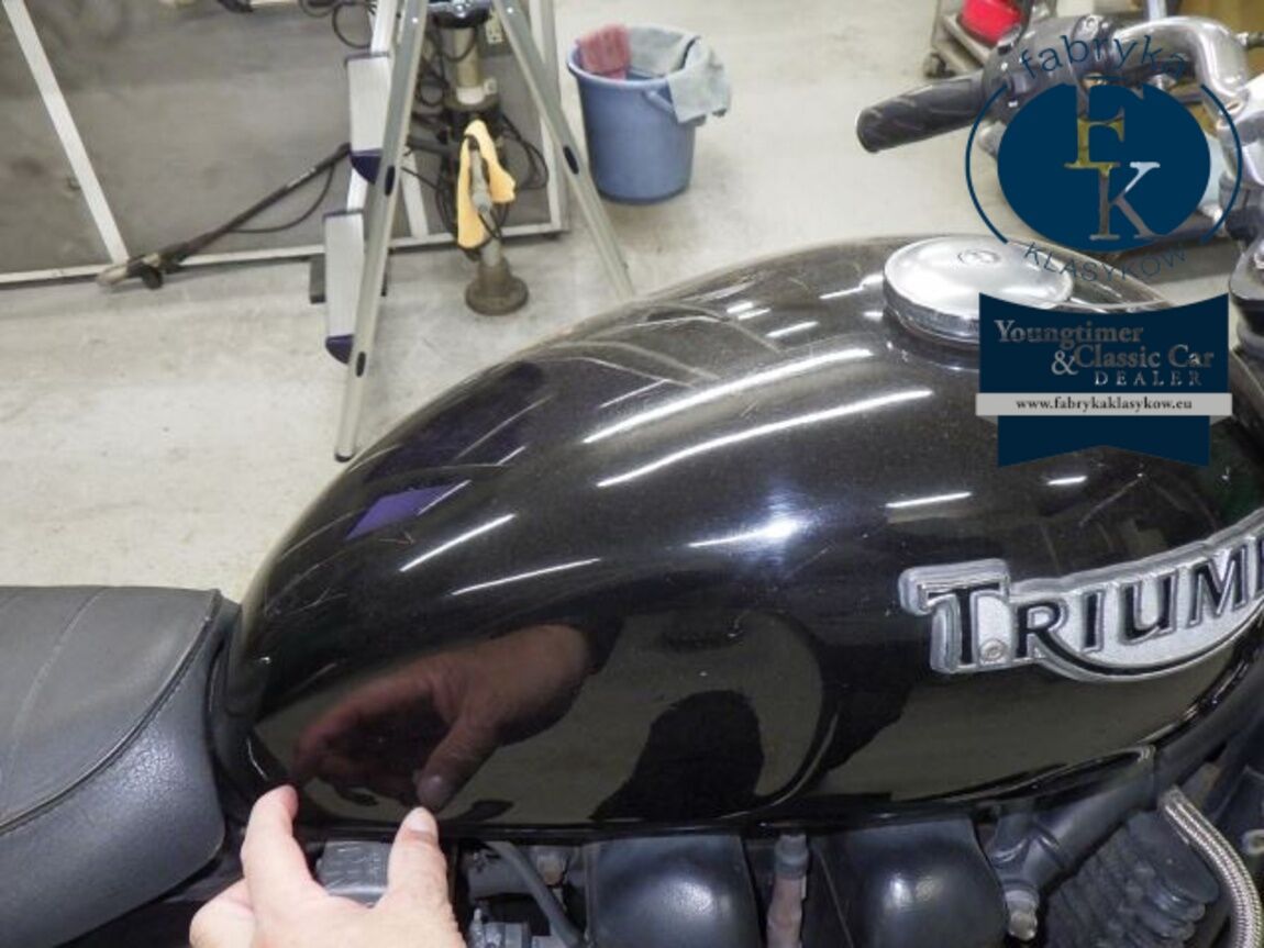 TRIUMPH BONNEVILLE 2004 - zdjęcie 18