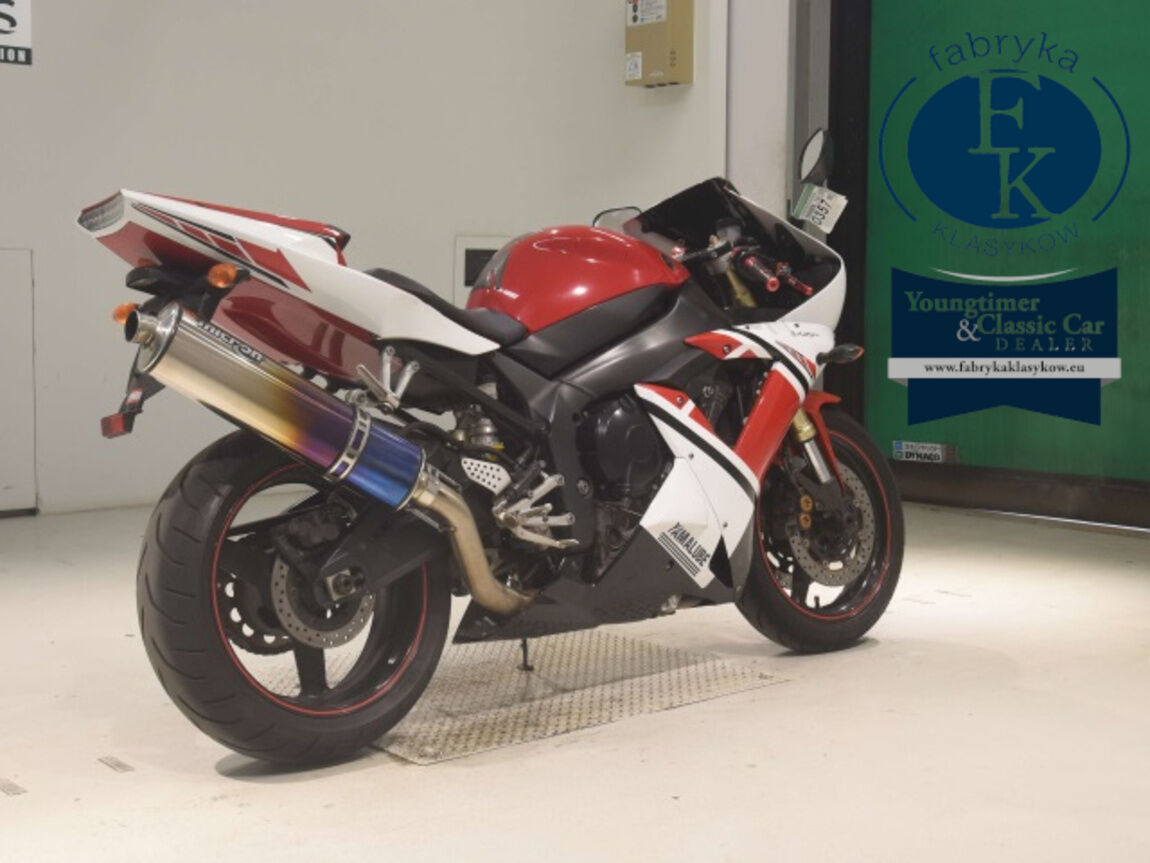 YAMAHA YZF-R1 2004 - zdjęcie 6