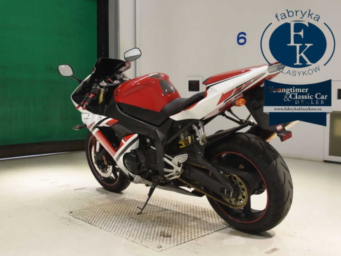 YAMAHA YZF-R1 2004 - zdjęcie 7