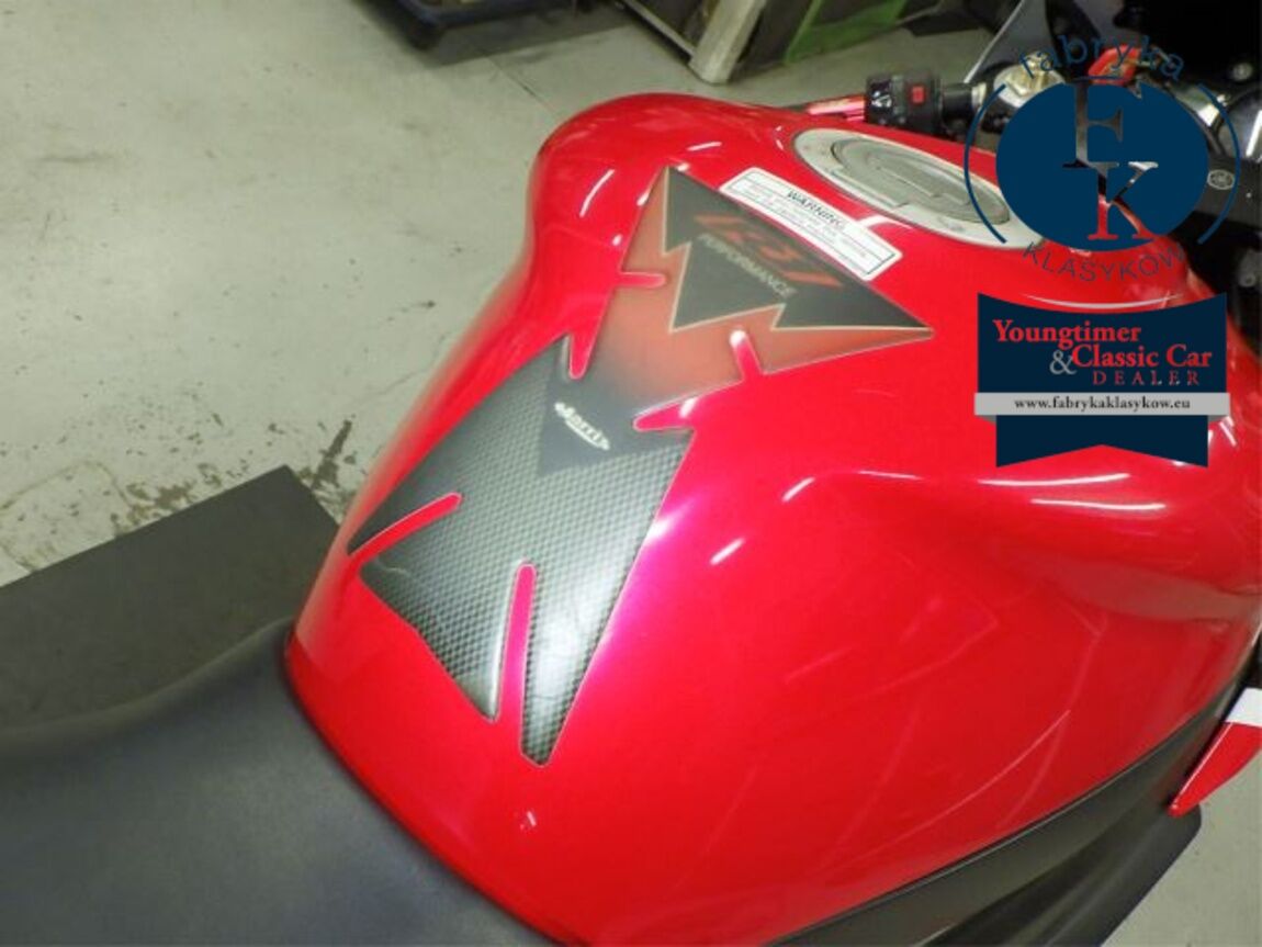 YAMAHA YZF-R1 2004 - zdjęcie 22