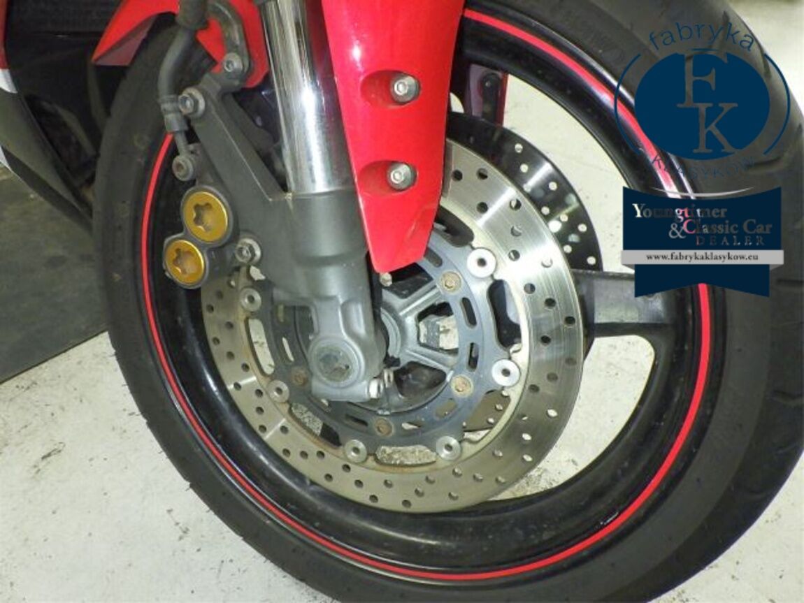 YAMAHA YZF-R1 2004 - zdjęcie 25