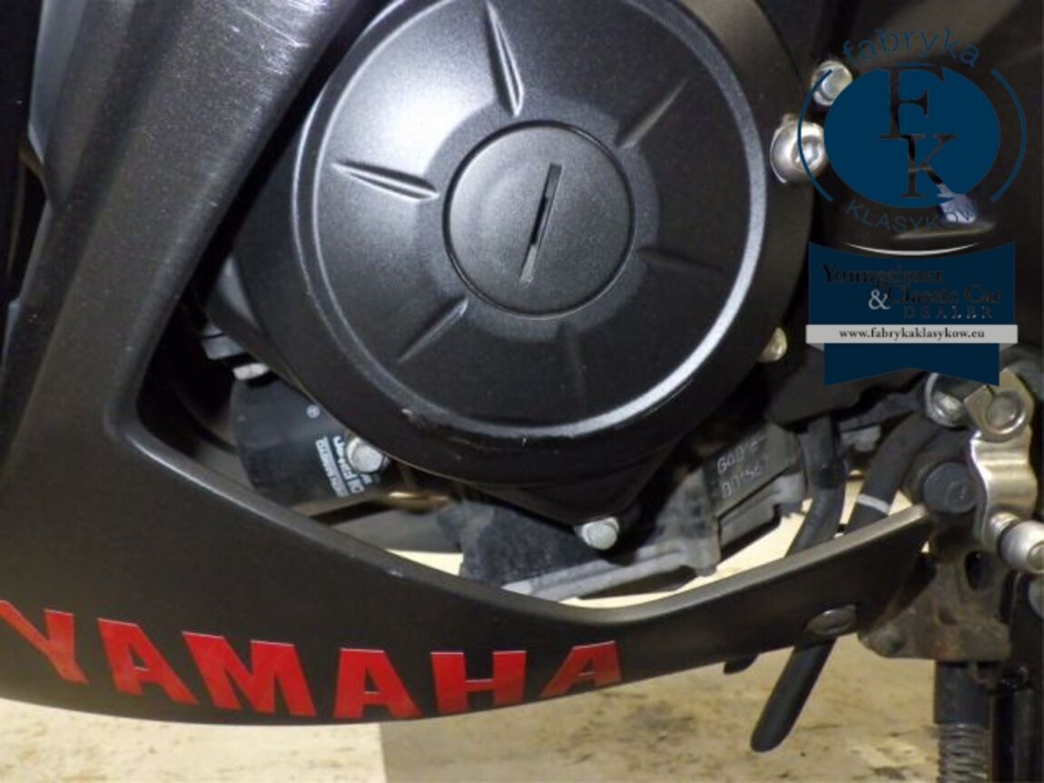 YAMAHA YZF-R25  - zdjęcie 11