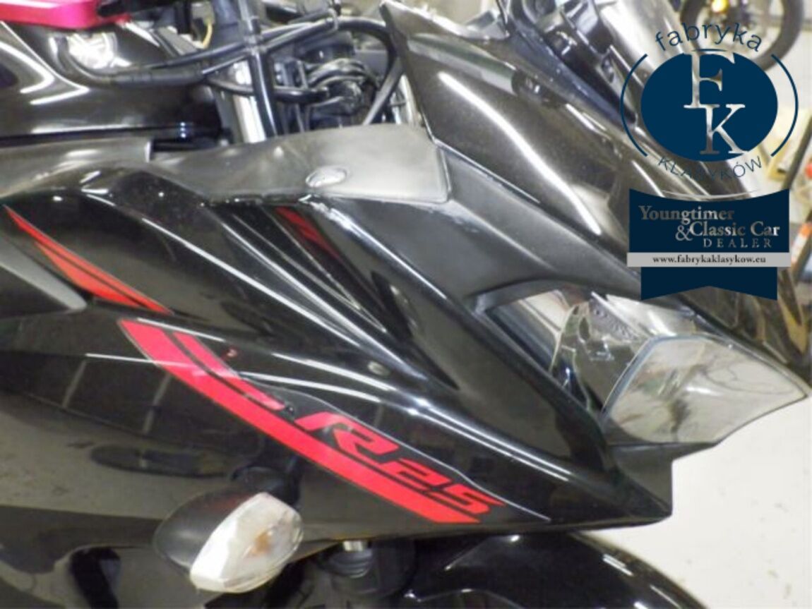 YAMAHA YZF-R25  - zdjęcie 17