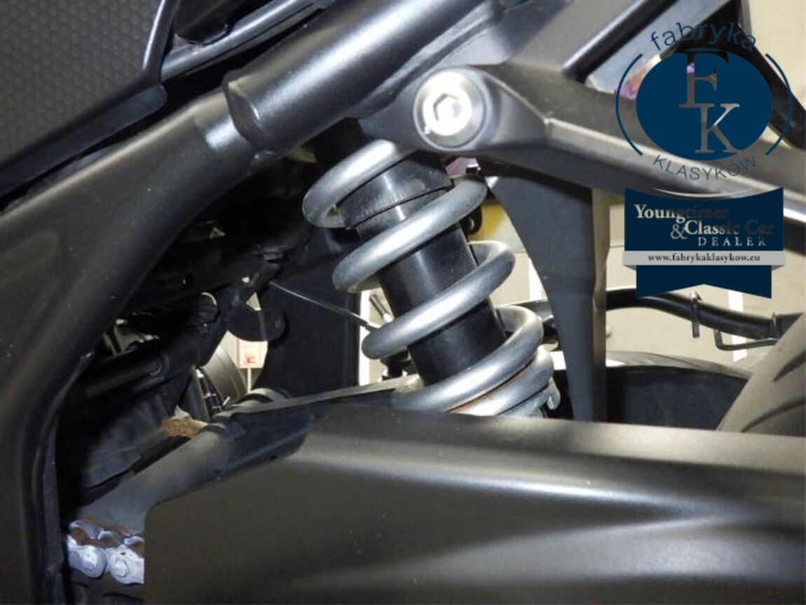 YAMAHA YZF-R25  - zdjęcie 27