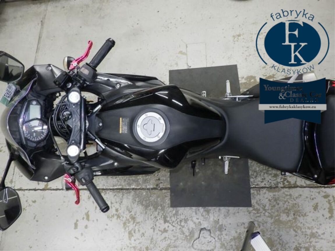 YAMAHA YZF-R25  - zdjęcie 32