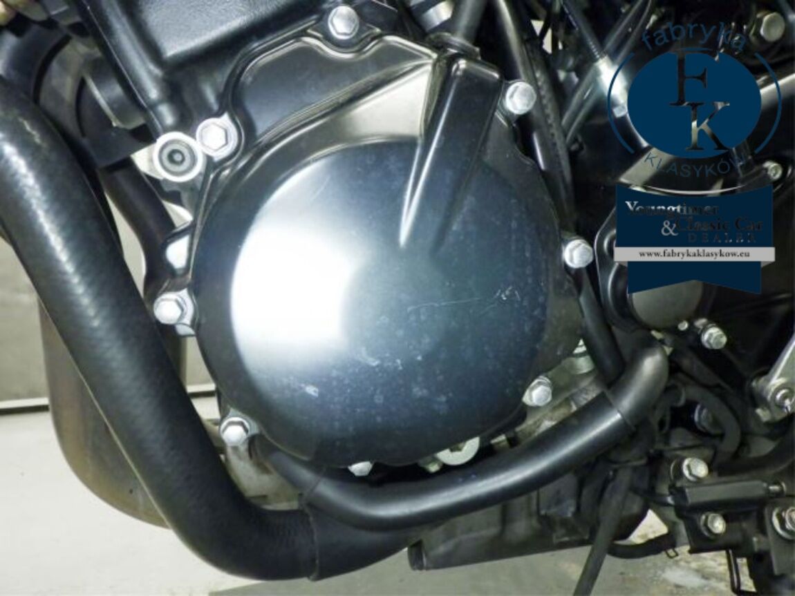 SUZUKI GSR750A 2013 - zdjęcie 11