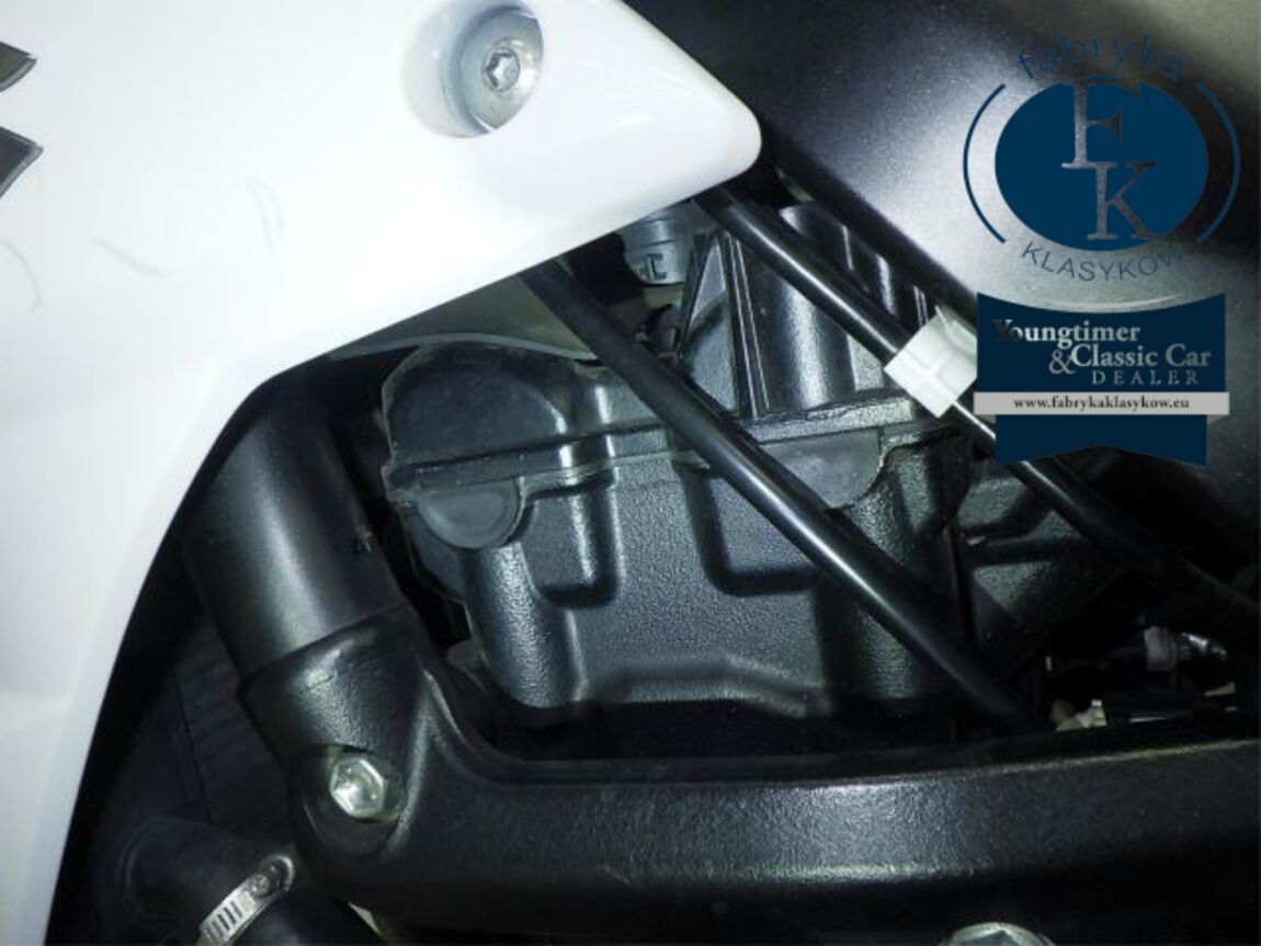 SUZUKI GSR750A 2013 - zdjęcie 12