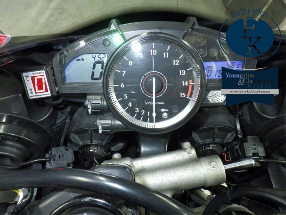 YAMAHA YZF-R1 2007 - zdjęcie 13