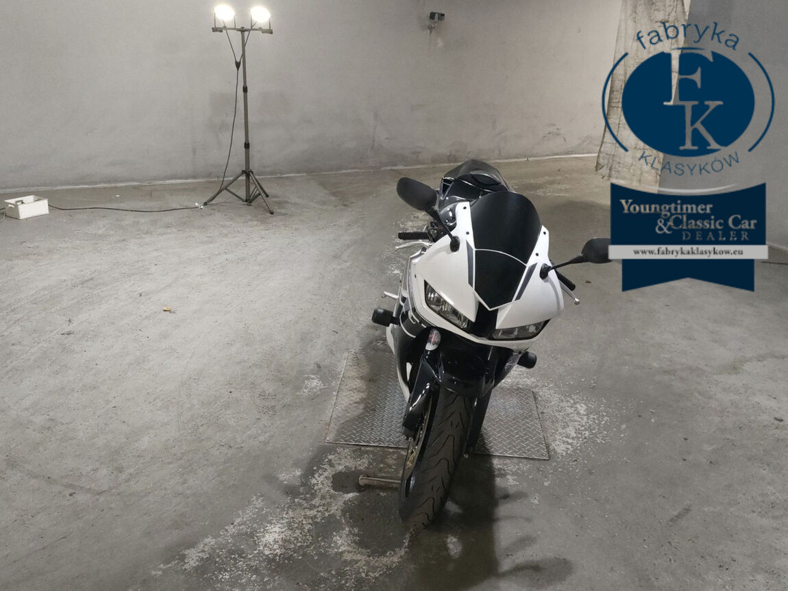 HONDA CBR600RR 2013 - zdjęcie 4