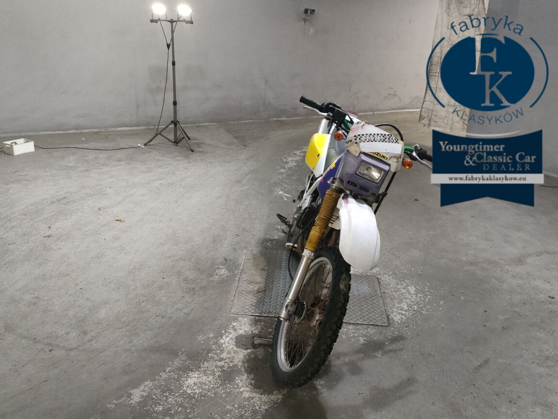 SUZUKI DR250R  - zdjęcie 4