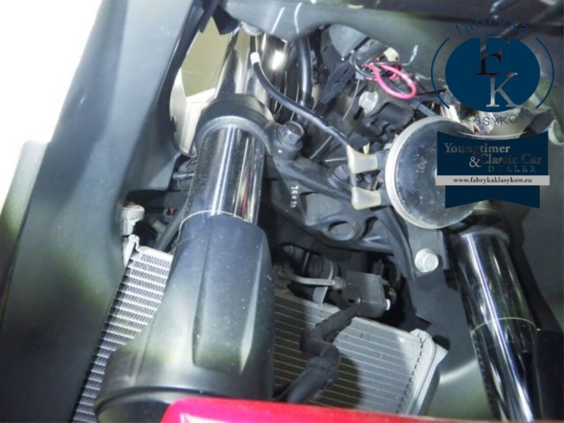 YAMAHA YZF-R3 2018 - zdjęcie 24