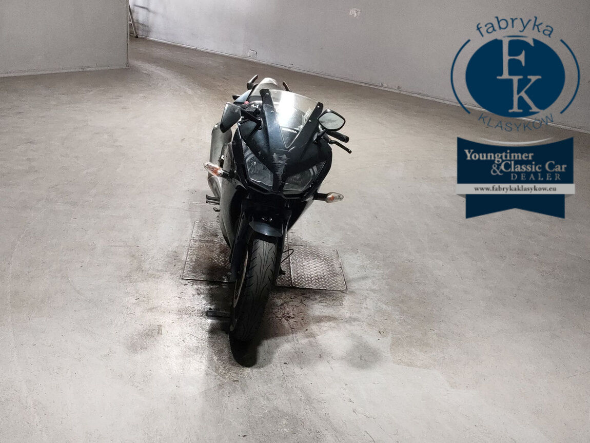 HONDA CBR250R  - zdjęcie 3