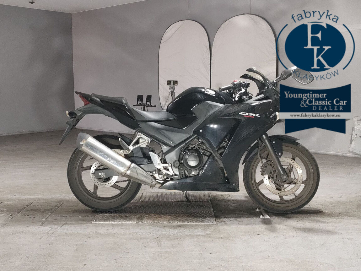 HONDA CBR250R  - zdjęcie 6
