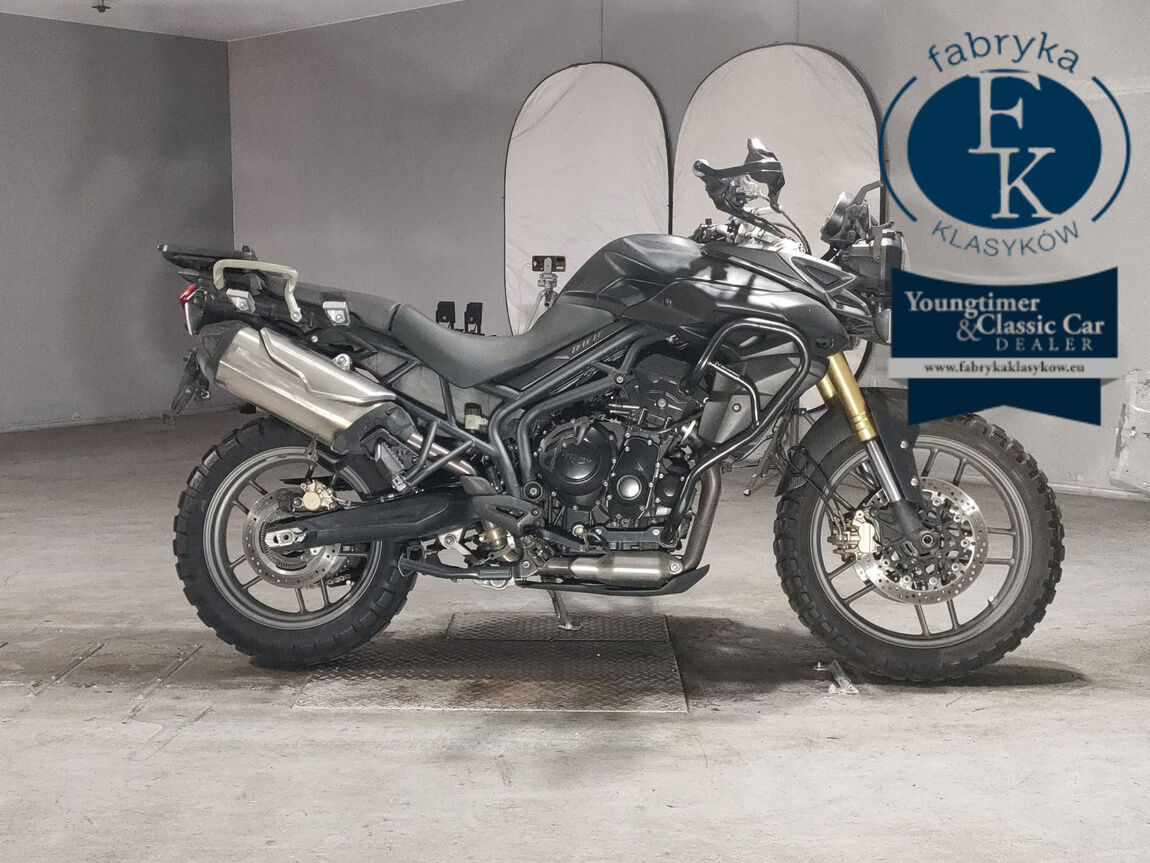 TRIUMPH TIGER 800 2013 - aukcja, lot NX-2038990090