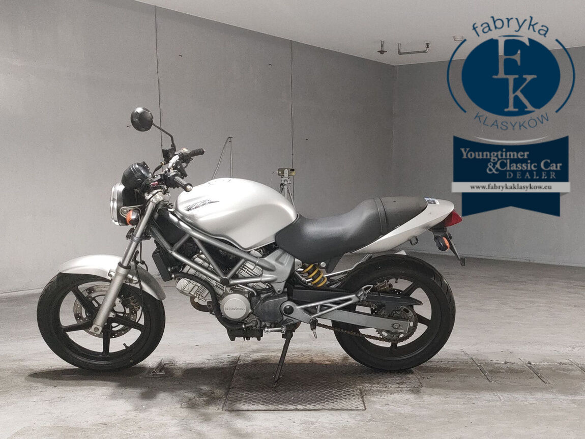 HONDA VTR250  - zdjęcie 3
