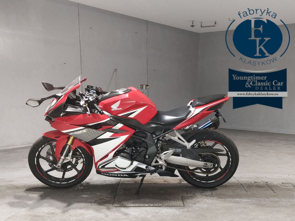 HONDA CBR250RR - zdjęcie 3