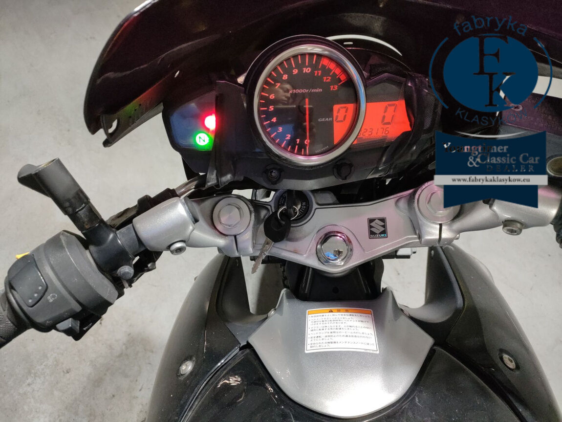 SUZUKI GSR250  - zdjęcie 6