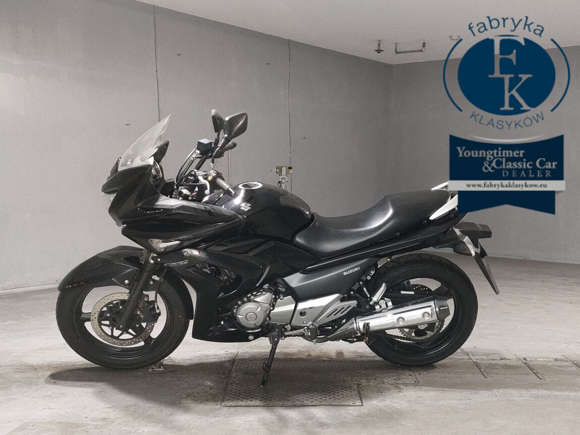 SUZUKI GSR250F  - zdjęcie 3