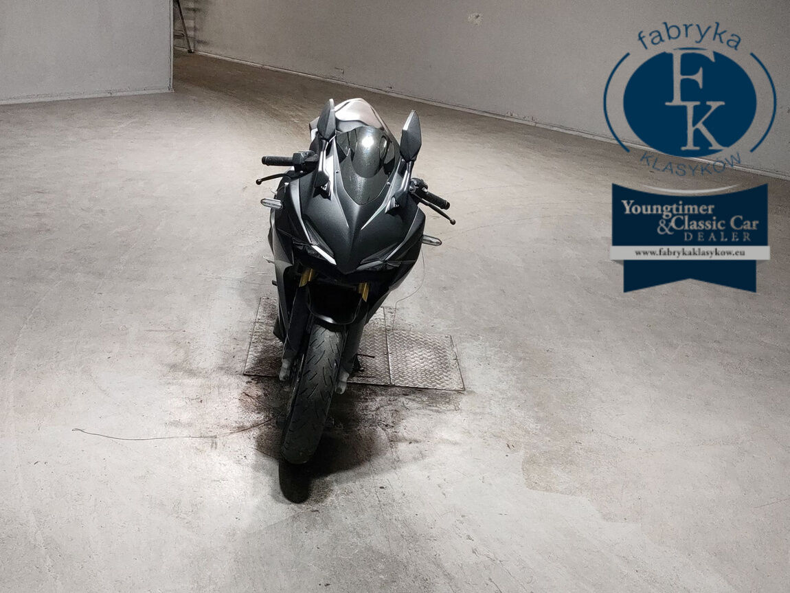HONDA CBR250RR  - zdjęcie 4