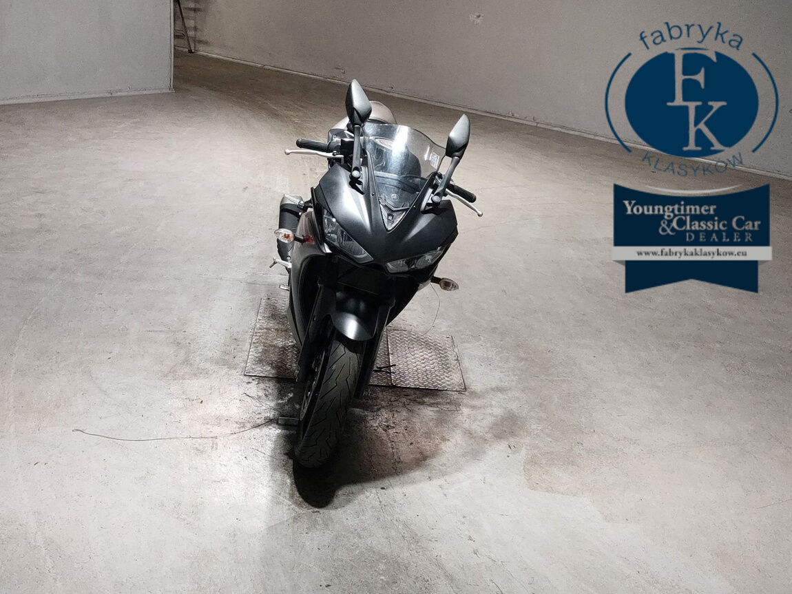 YAMAHA YZF-R25  - zdjęcie 4