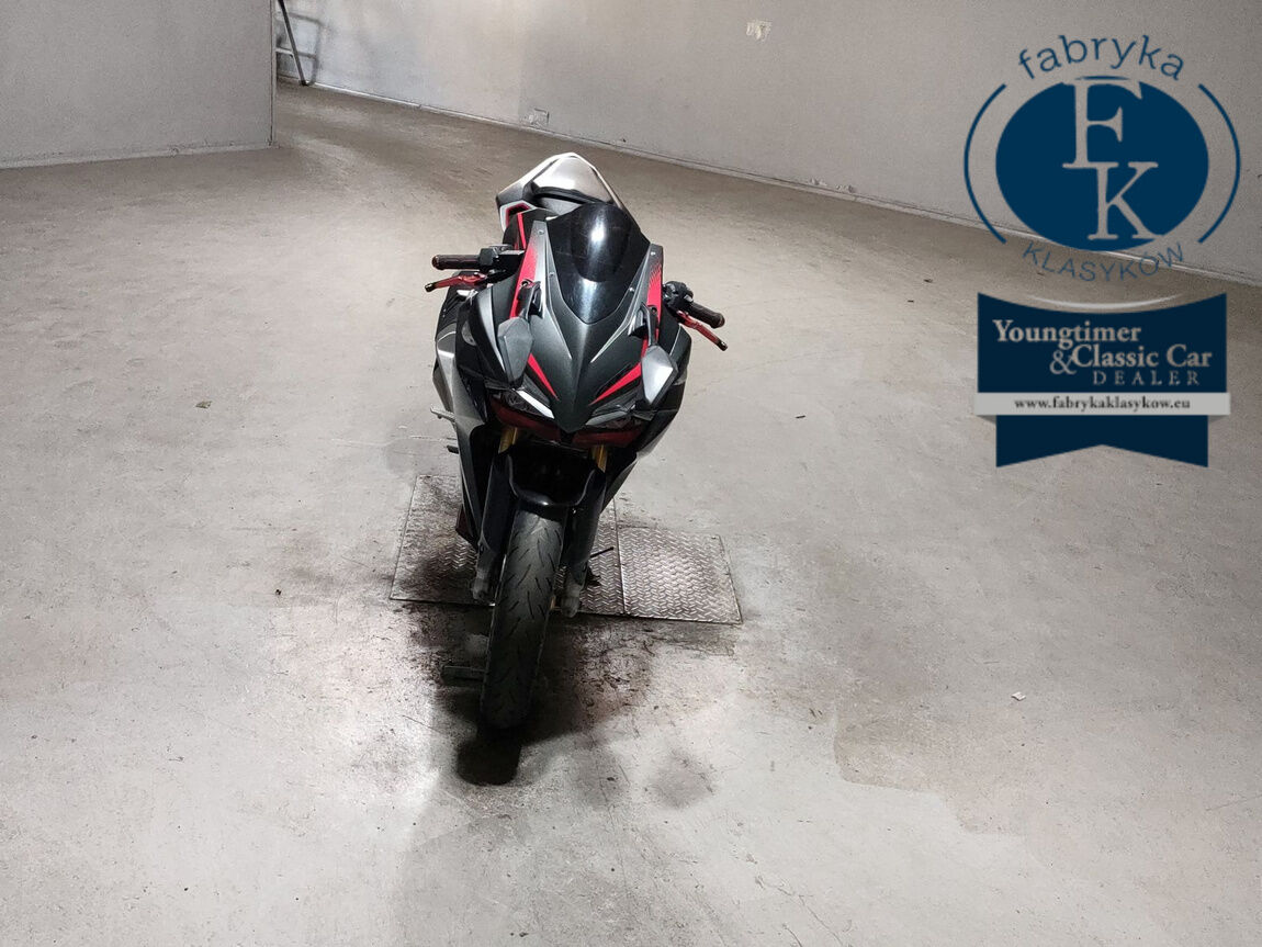 HONDA CBR250RR  - zdjęcie 4