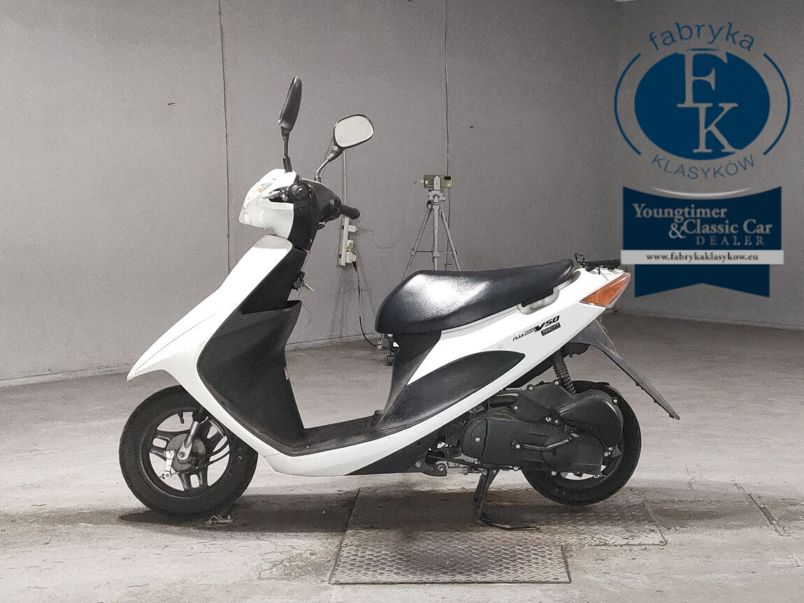 SUZUKI ADDRESS V50 - zdjęcie 3