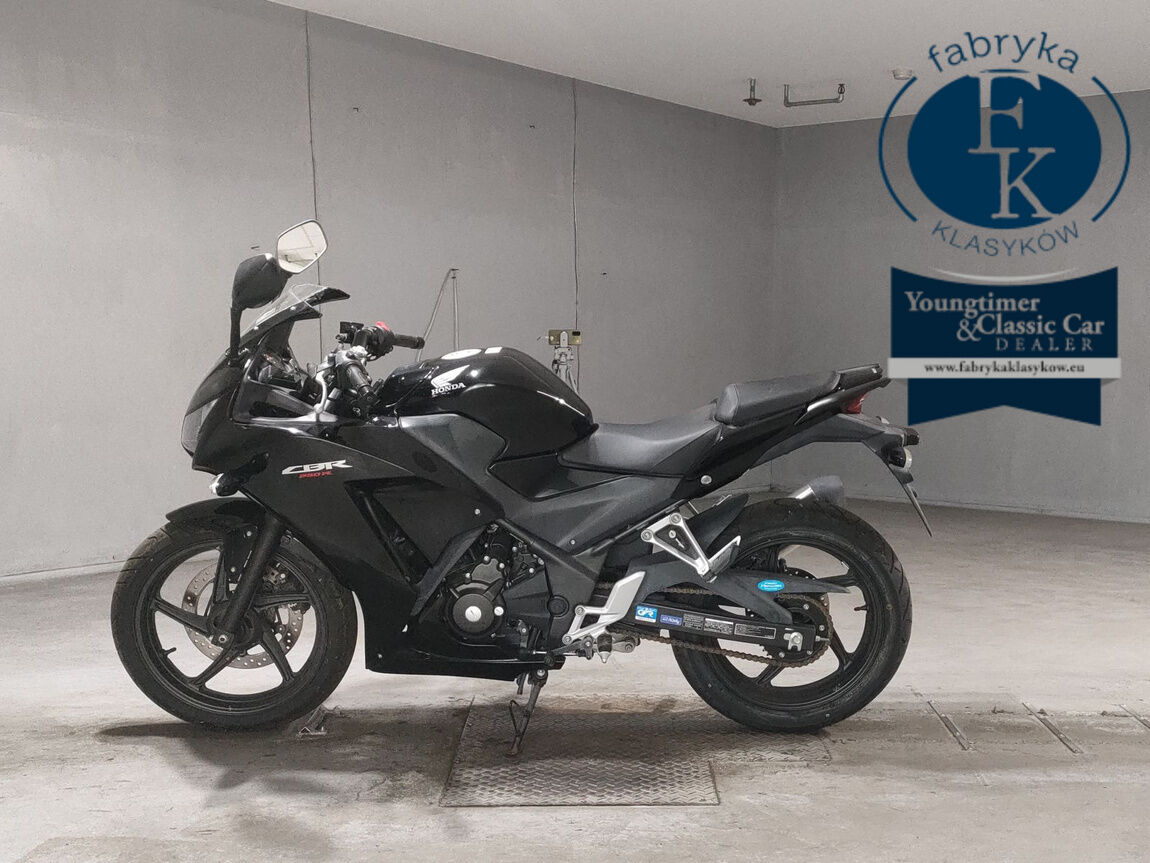 HONDA CBR250R  - zdjęcie 3