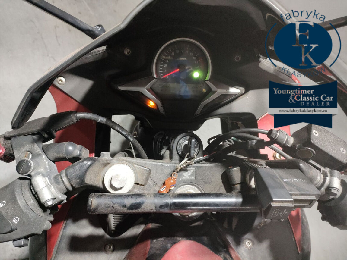 HONDA CBR250R  - zdjęcie 6