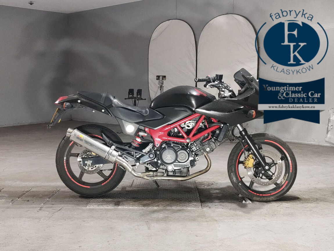 HONDA VTR250F  - aukcja, lot NX-2038990661