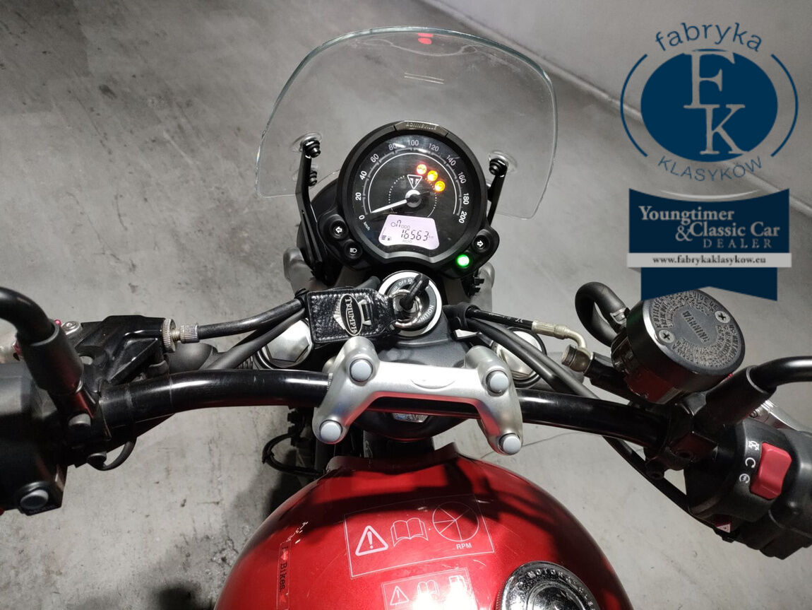 TRIUMPH STREET TWIN 900 2019 - zdjęcie 5