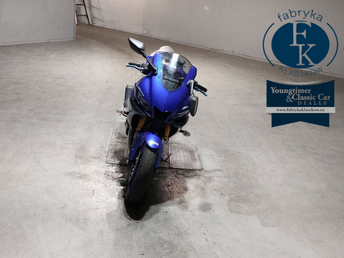YAMAHA YZF-R25  - zdjęcie 4