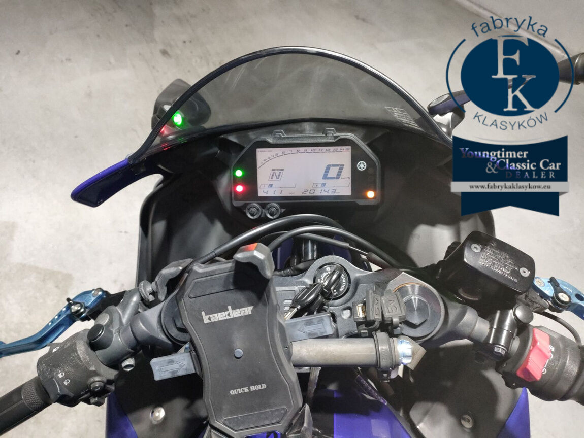 YAMAHA YZF-R25  - zdjęcie 6