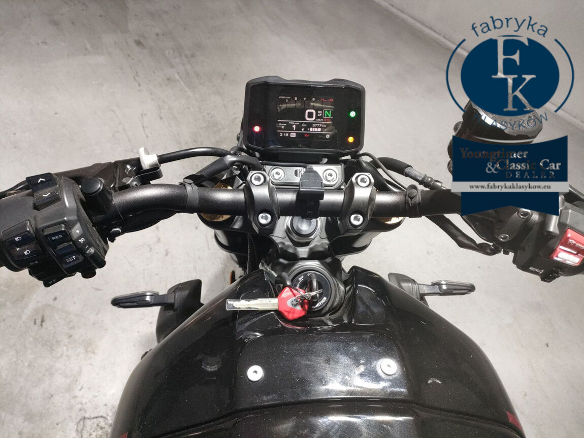 YAMAHA XSR900 2023 - zdjęcie 6