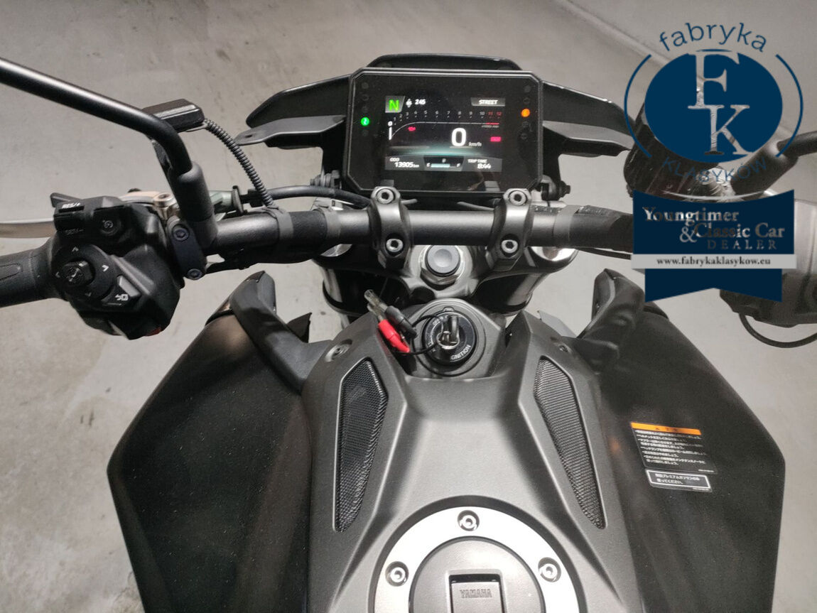 YAMAHA MT-09 2024 - zdjęcie 6