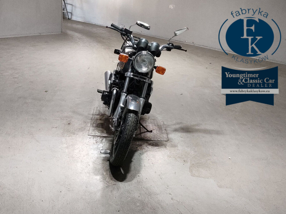 SUZUKI GSX750 1983 - zdjęcie 4