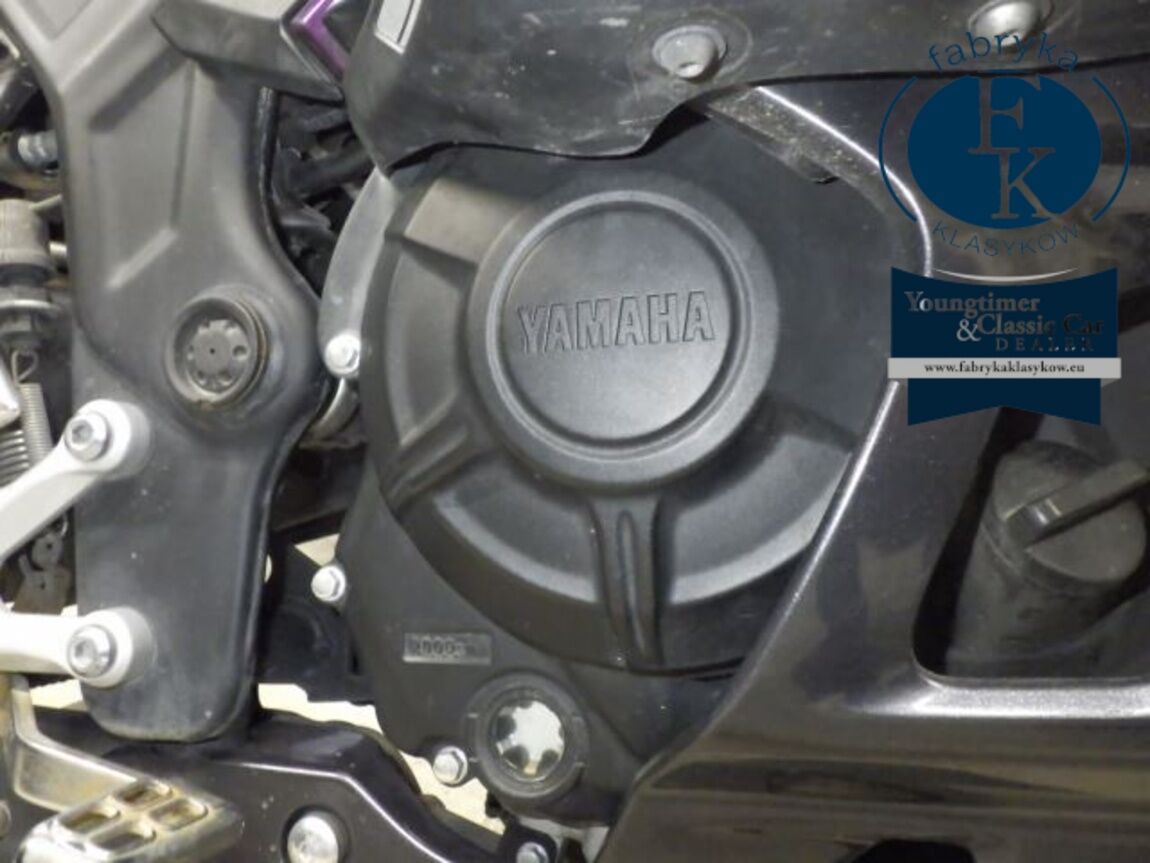 YAMAHA YZF-R3 2023 - zdjęcie 9