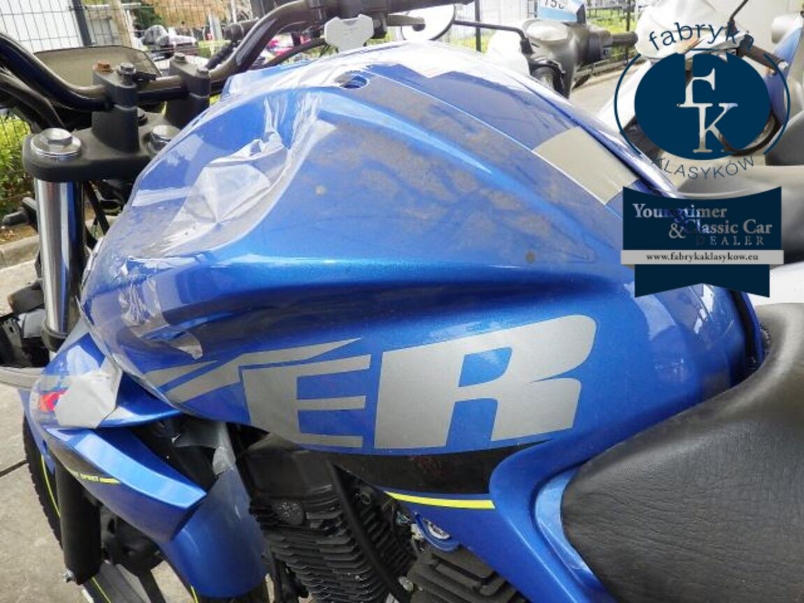SUZUKI JIKUSA-150 - zdjęcie 13