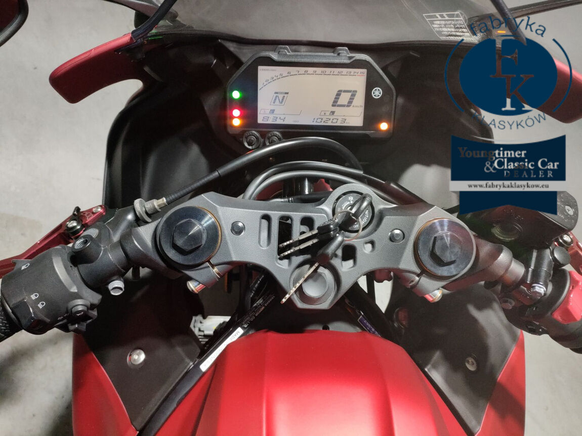 YAMAHA YZF-R25  - zdjęcie 6