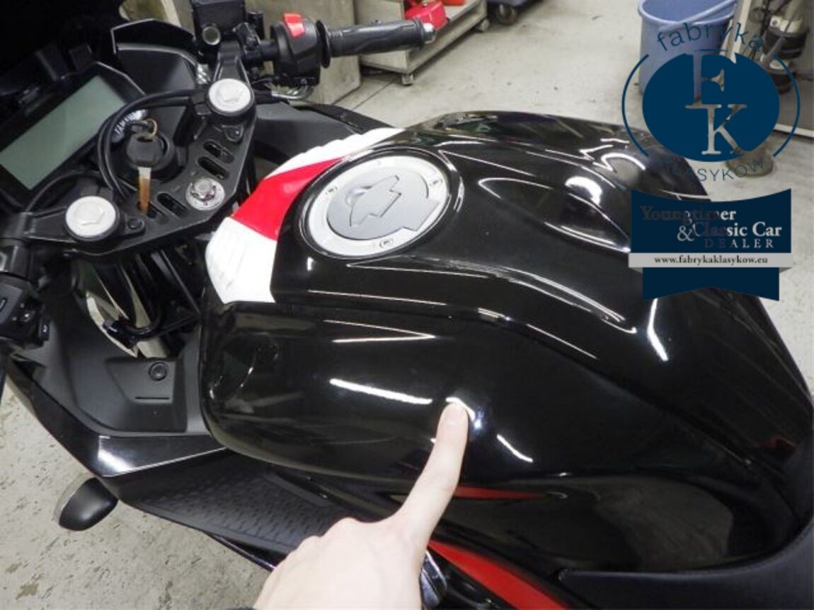 YAMAHA YZF-R15  - zdjęcie 17