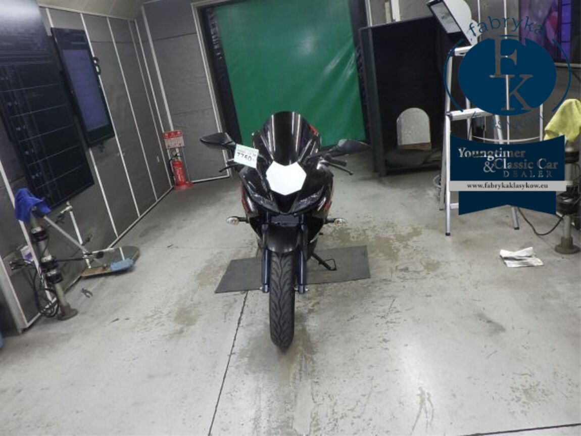 YAMAHA YZF-R15  - zdjęcie 22