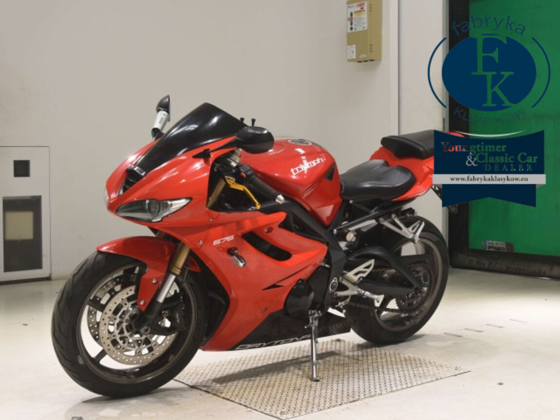 TRIUMPH DAYTONA675 2011 - zdjęcie 5