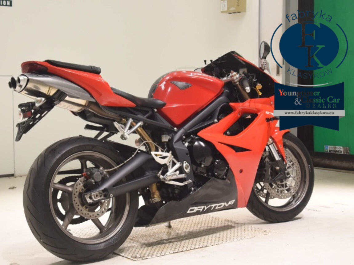 TRIUMPH DAYTONA675 2011 - zdjęcie 6
